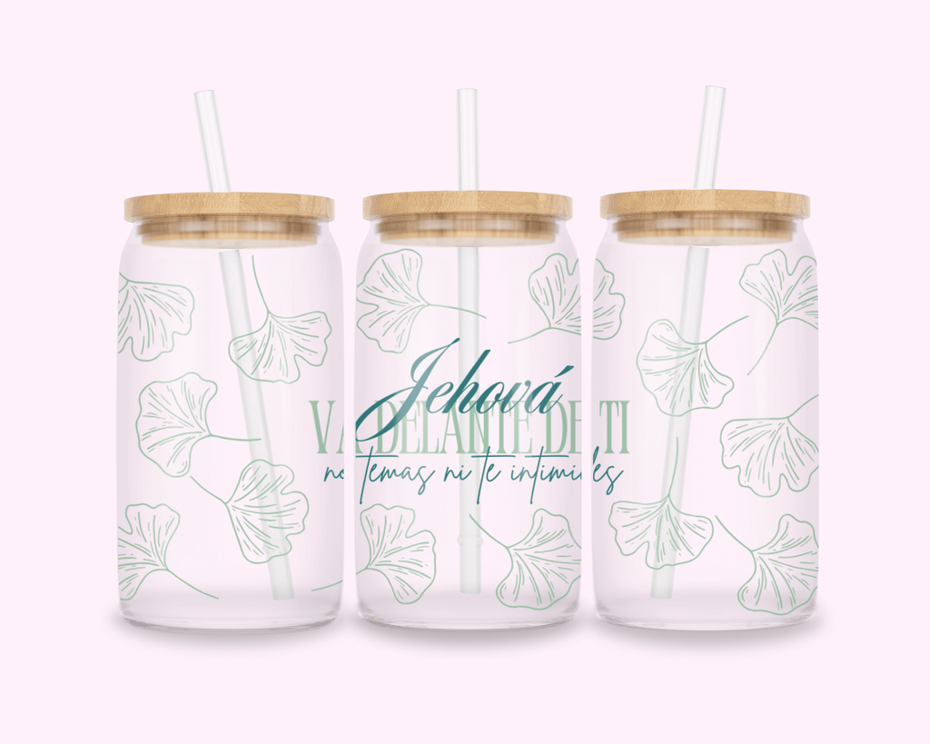 Jehová Va Delante De Ti - Glass Cup With Bamboo Lid 16oz featuring unique artwork, perfect for personal style and expression.