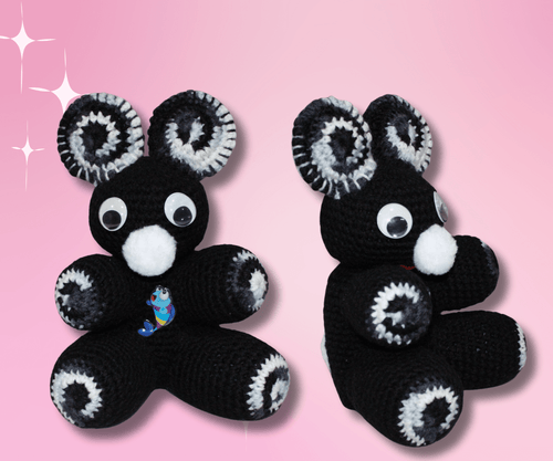 Black Mouse crafted with handmade techniques for a truly unique style.